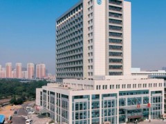 青岛大学附属医院唇腭裂治疗费用表，3强医生介绍|口碑实力点评